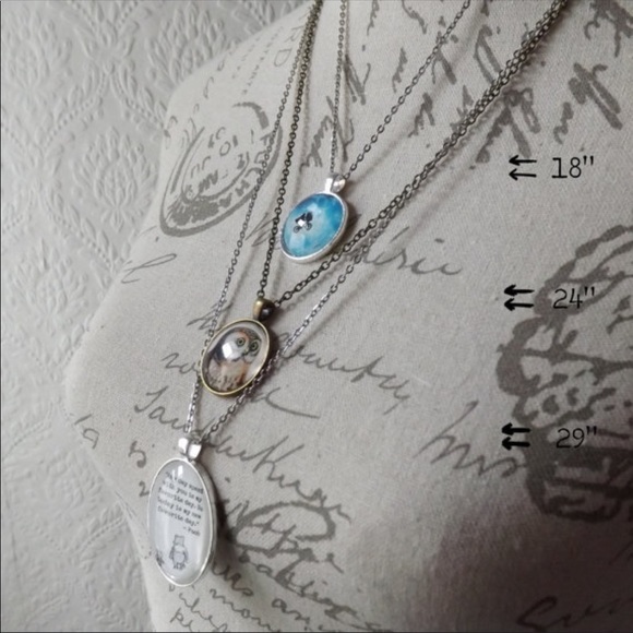 Beauty and the beast necklace - Picture 3 of 4